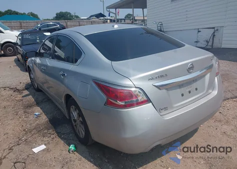 2015 Nissan Altima 2.5 S из США, поврежденный, VIN 1N4AL3AP2FN392263